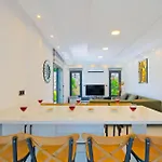 Mera 2 Villa