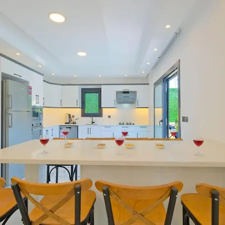 Villa Mera 2 *